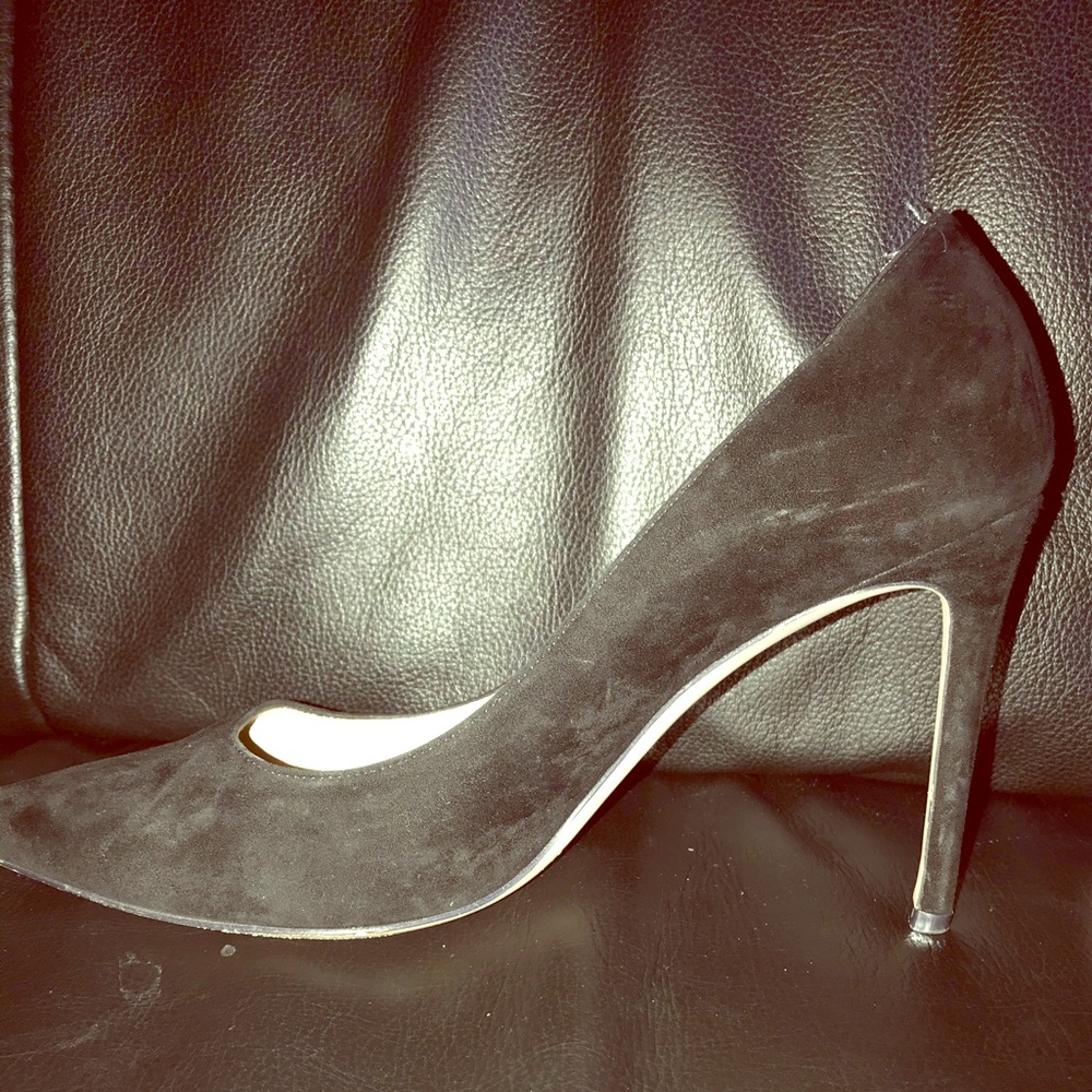 Stuart Weitzman Suede Pump
